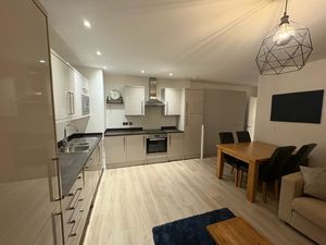 Photo 21- click for photo gallery